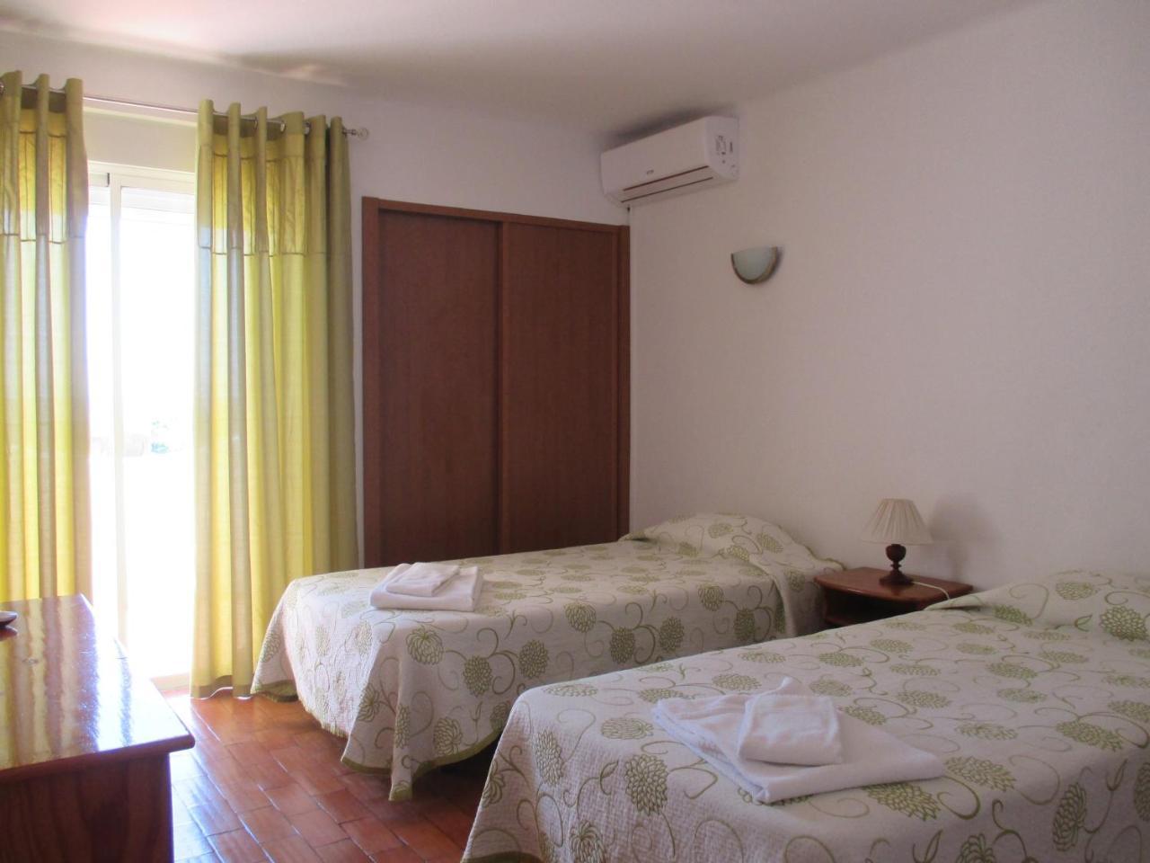 Apartamentos Salema Praia Club Exteriér fotografie